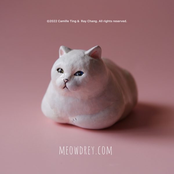 雙瞳白貓雕塑桌面擺件 cat sculpture｜ 喵黛麗原創手作貓咪雕塑桌面擺件：圖片 2