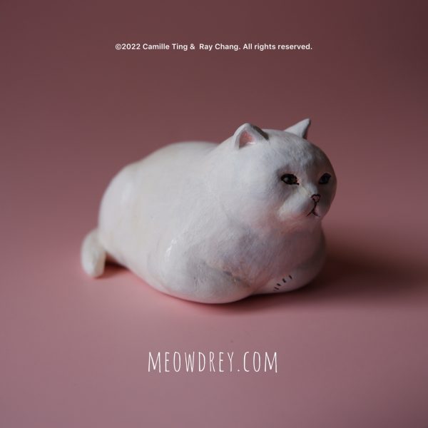 雙瞳白貓雕塑桌面擺件 cat sculpture｜ 喵黛麗原創手作貓咪雕塑桌面擺件：圖片 3