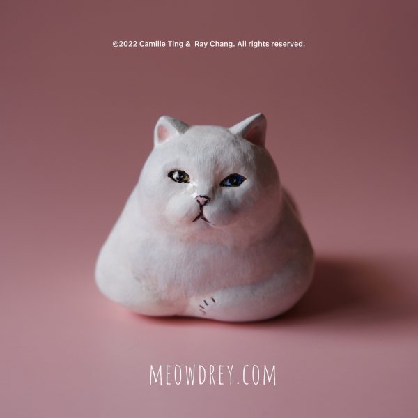 雙瞳白貓雕塑桌面擺件 cat sculpture｜ 喵黛麗原創手作貓咪雕塑桌面擺件